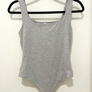 NEW Aritzia Babaton Contour Sleeveless Bodysuit Gray Size M